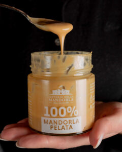 crema mandorla 100%